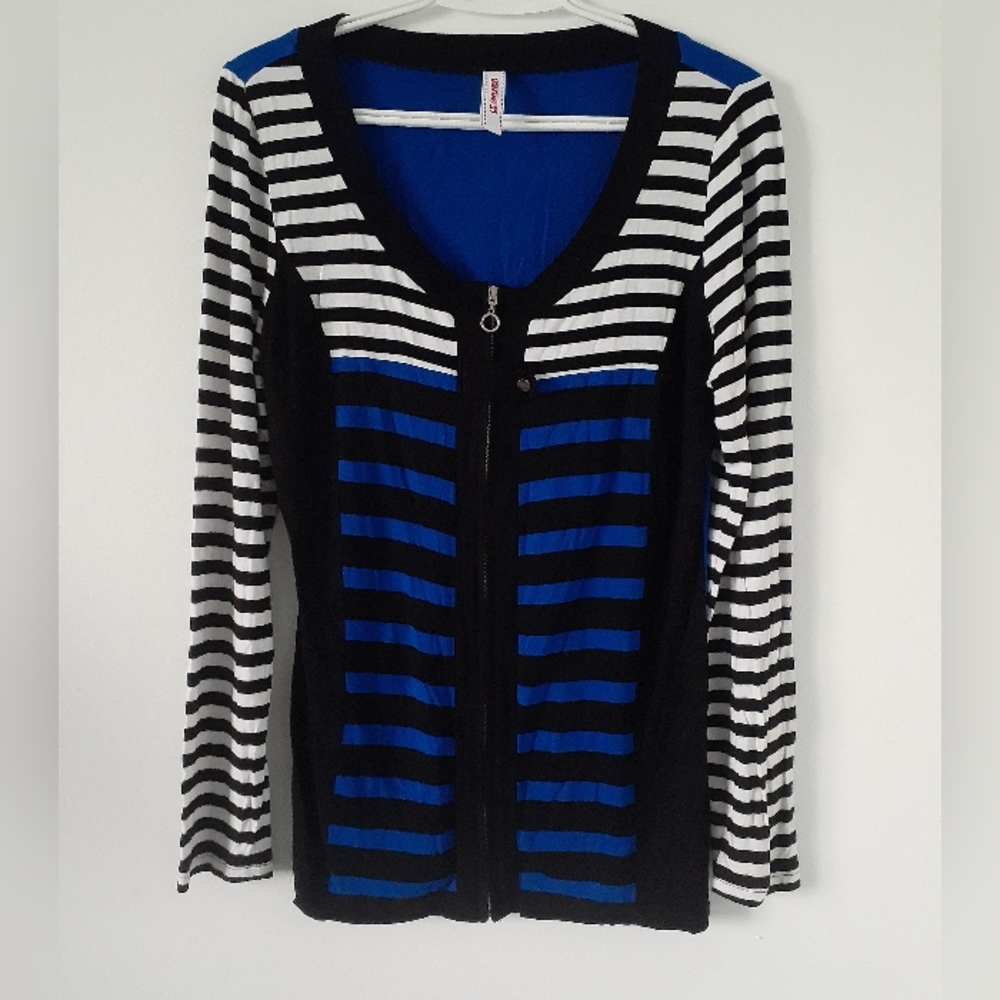 Women's Le Grenier Zip Up Shirt